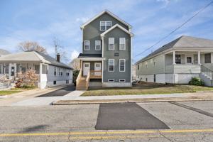 featured image of 827 River Ave