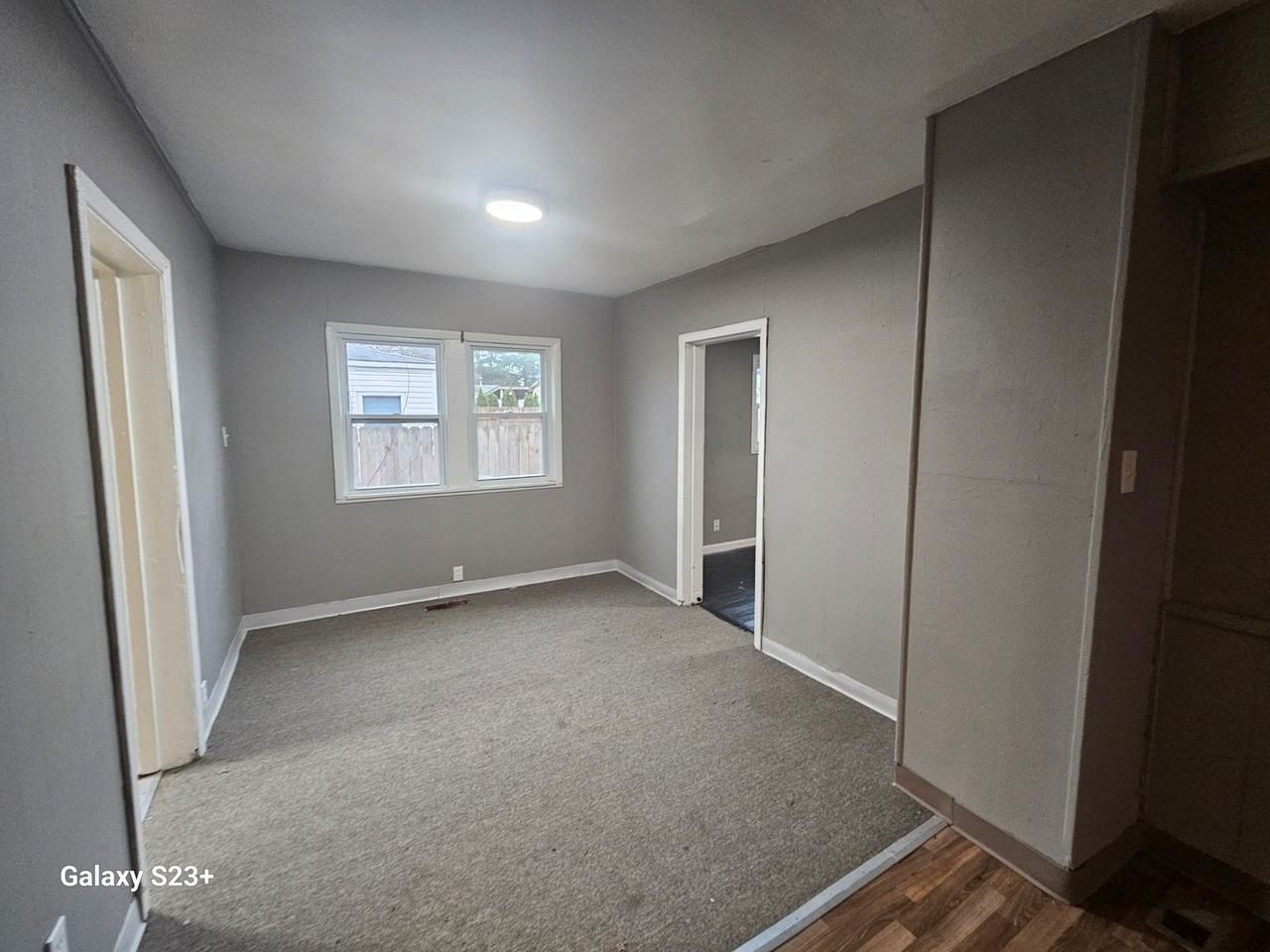 1259 Kohler Ave - Photo 3 of 9