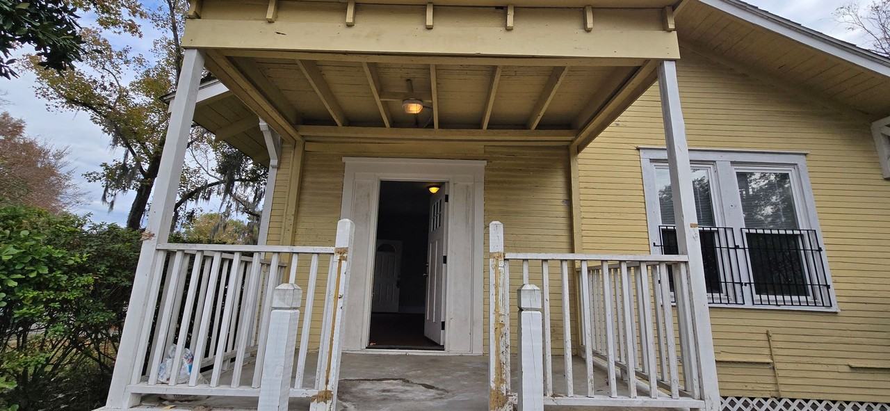 1001 Seiler Ave - Photo 2 of 10