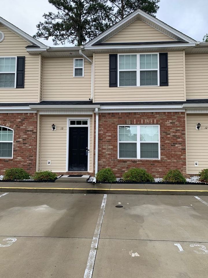 400 Tibet Ave #13