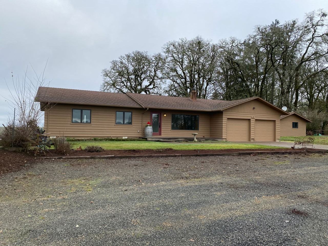 30911 Bellfountain Rd - Photo 2 of 31