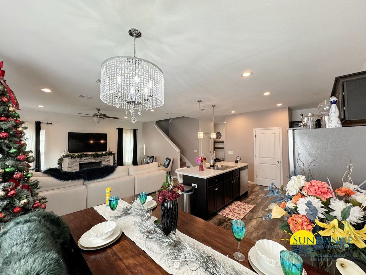 185 Johnson Ct - Photo 6 of 23