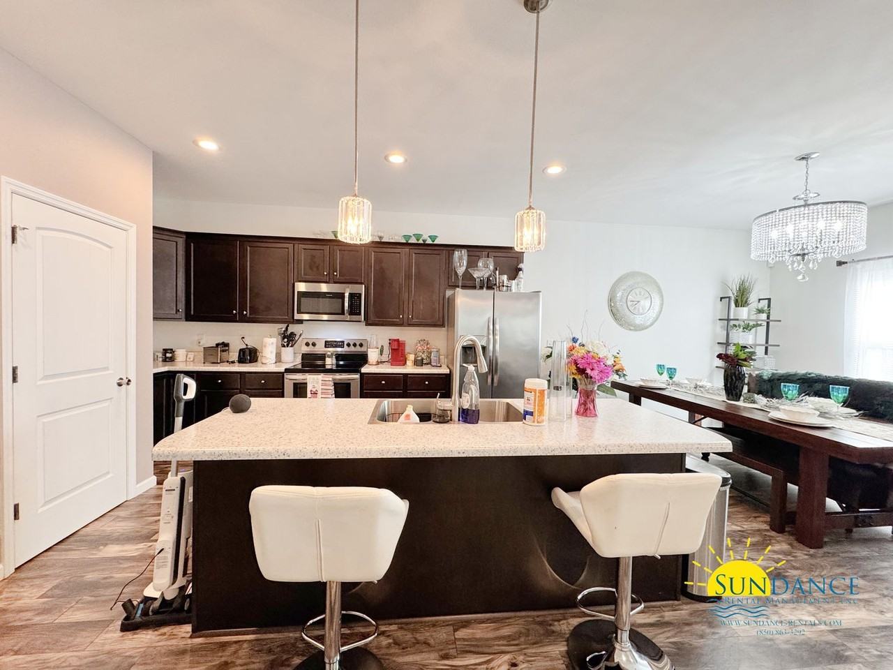 185 Johnson Ct - Photo 7 of 23