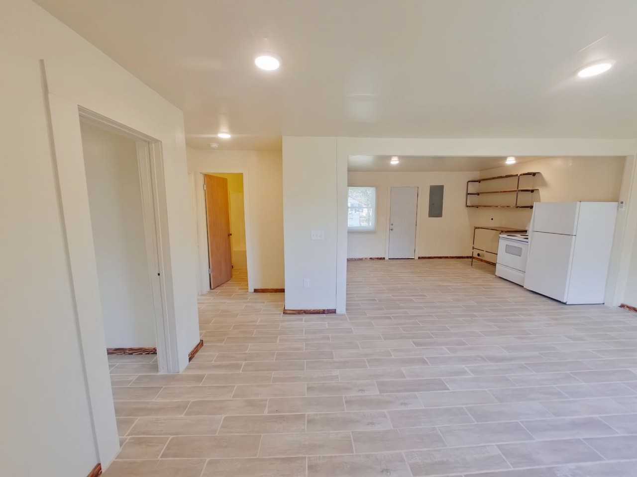 4583 S Brookhaven St - Photo 2 of 9