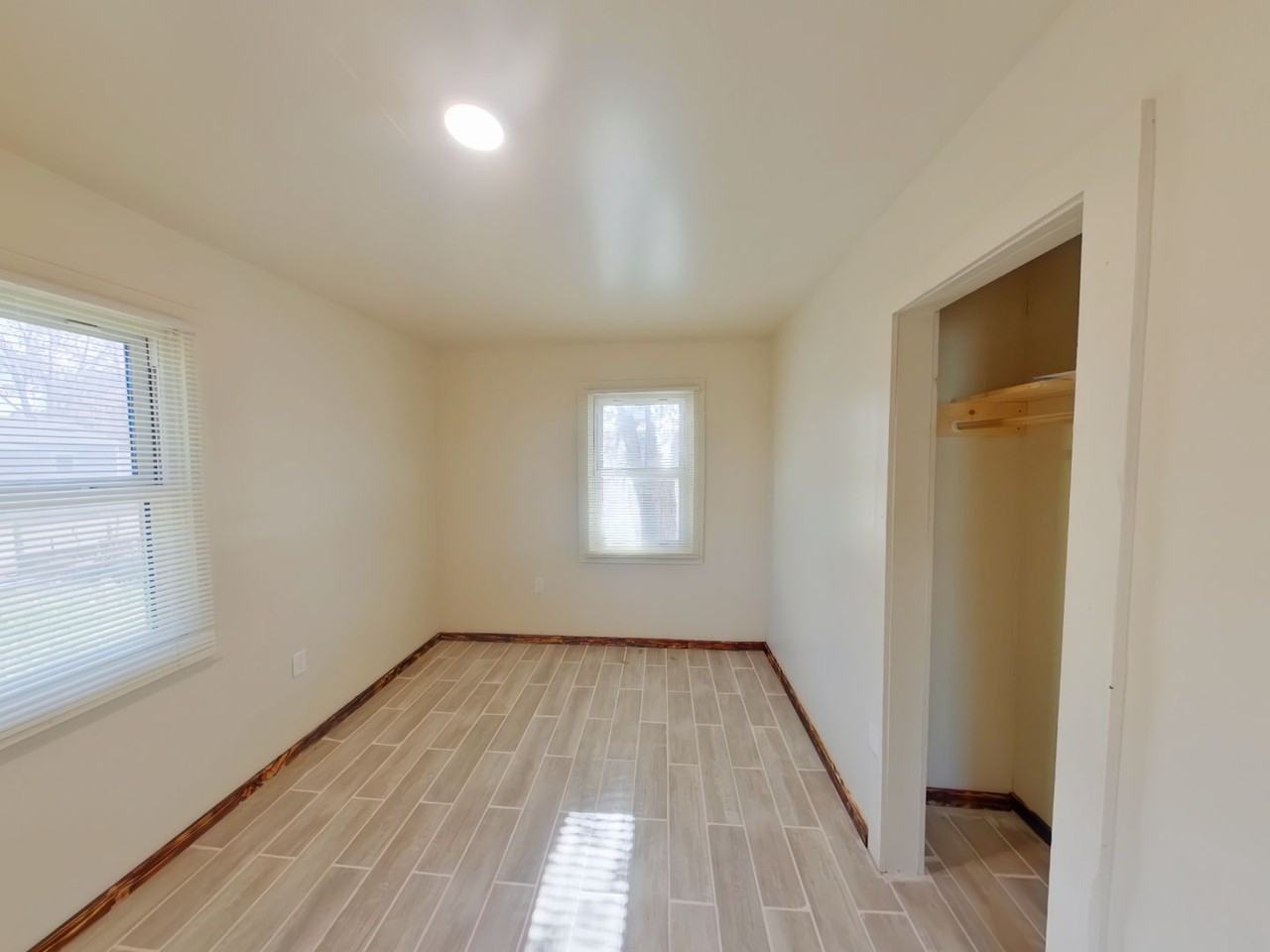 4583 S Brookhaven St - Photo 7 of 9