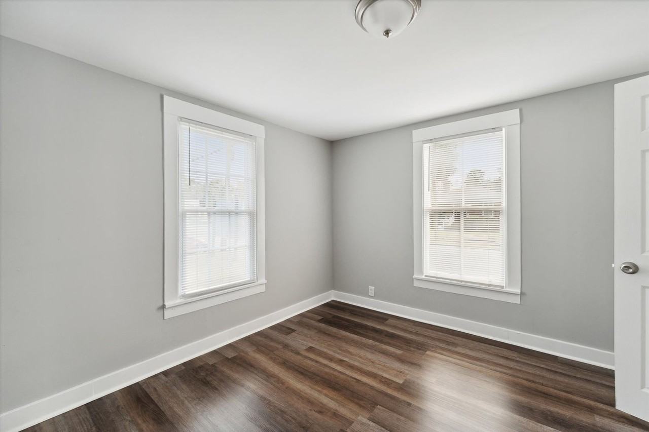 2120 W Gwinnett St - Photo 6 of 28