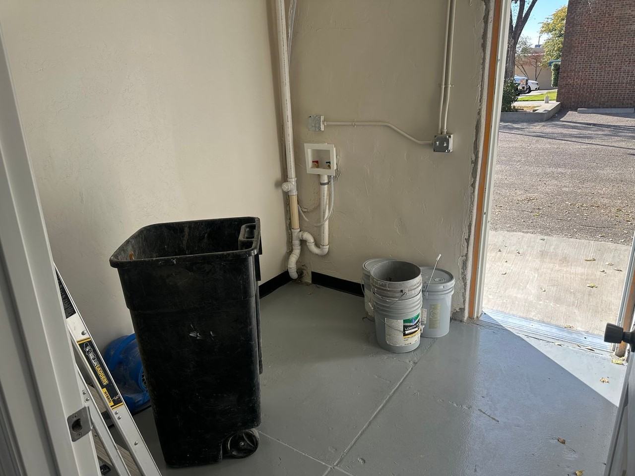 214 Se 22nd Ave - Photo 4 of 5