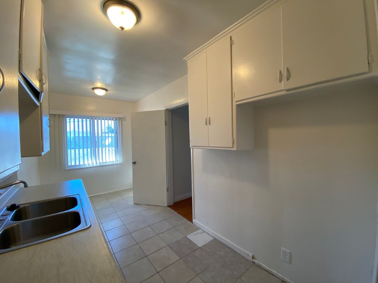 LOMITA - Photo 5 of 18