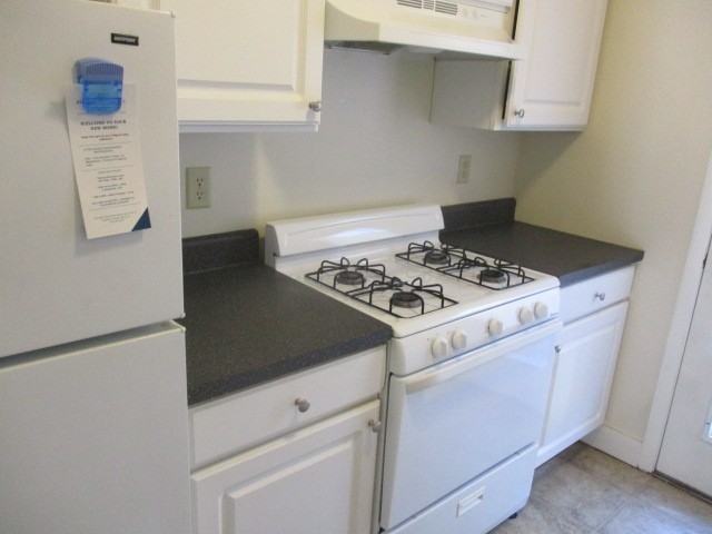 1629 Nevada St - Photo 2 of 11