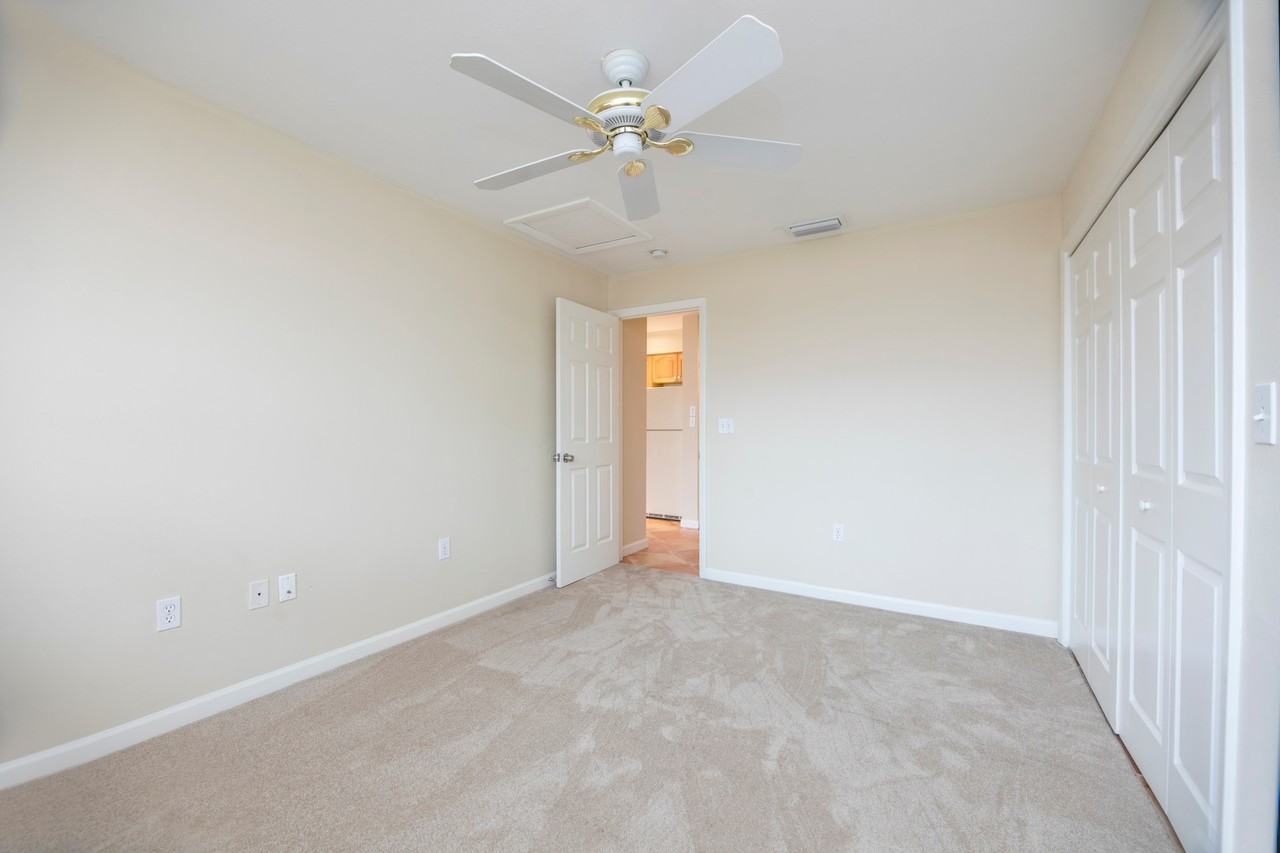 524 97th Ave N #A - Photo 6 of 11