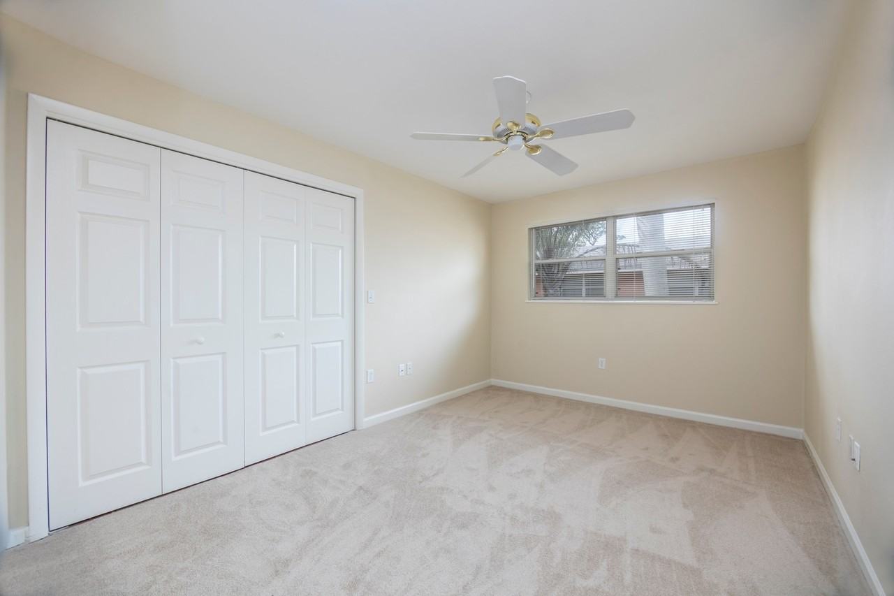 524 97th Ave N #A - Photo 7 of 11