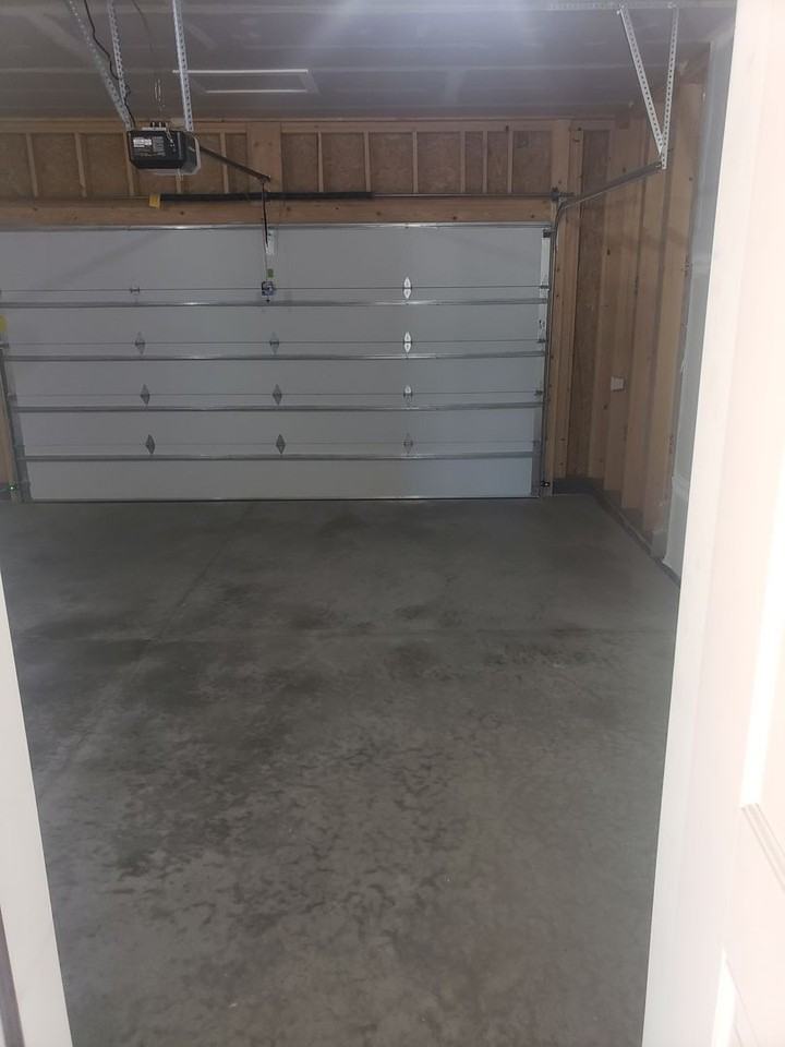 1632 Annas Garden Ln - Photo 5 of 19