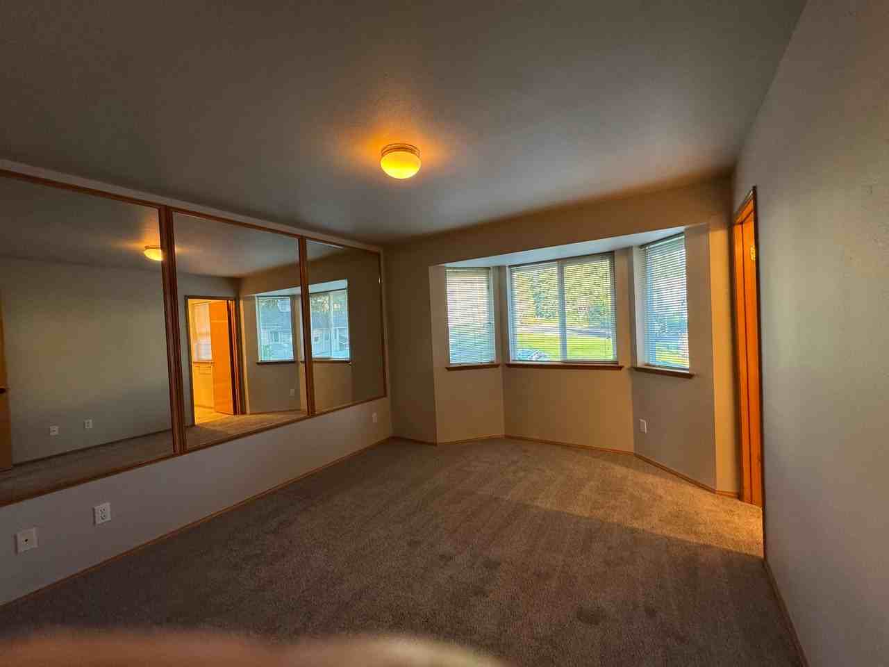 1101 10th St - Photo 5 of 24