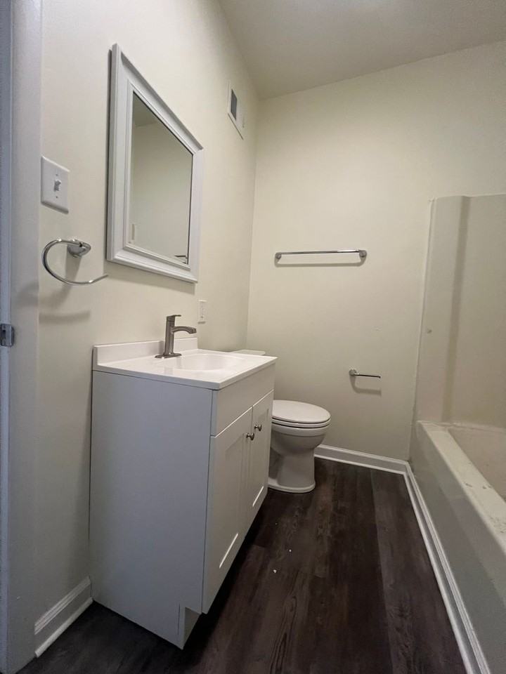 609 Ann St #3 - Photo 7 of 9