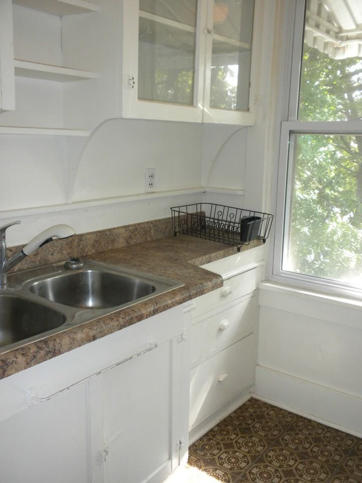 1404 Bass Ave. - Photo 5 of 37