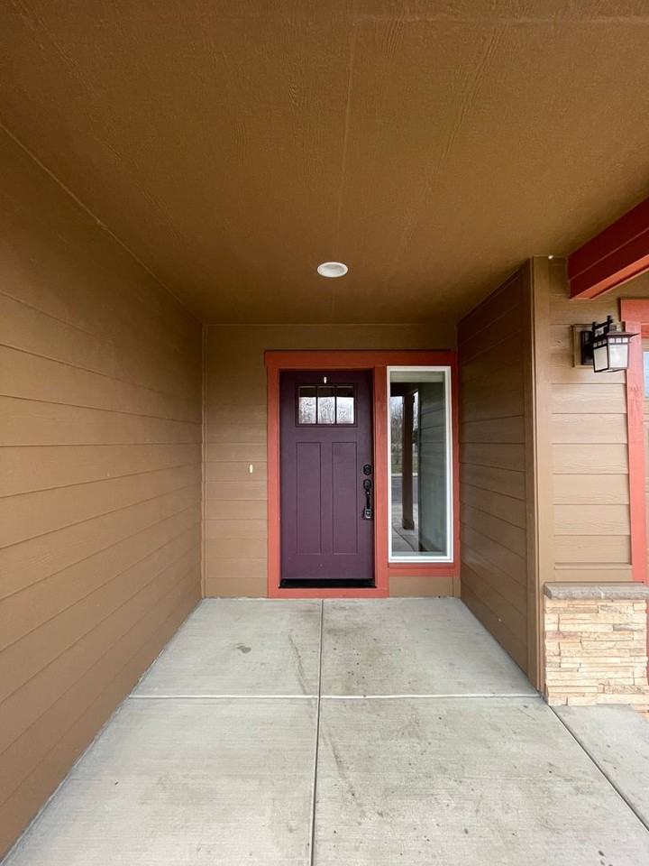 2019 Se Thomas Ct - Photo 3 of 31