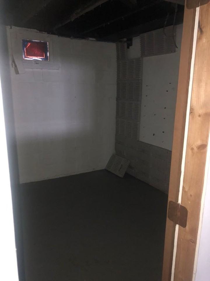 1734 Mansfield Rd - Photo 5 of 14