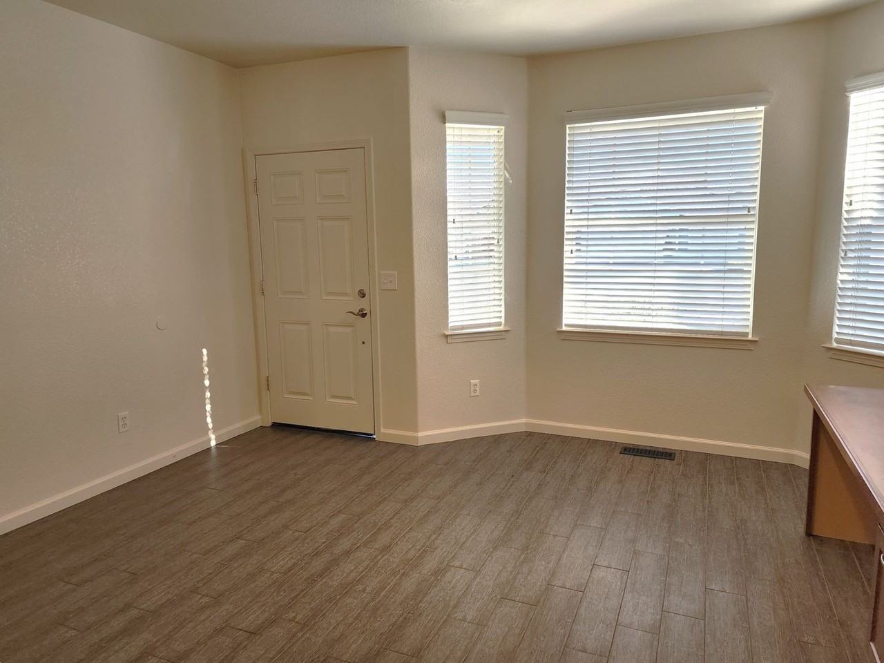 1344 Guiness Way - Photo 3 of 21