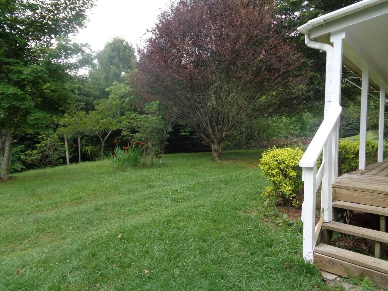 174 Dakat Ln - Photo 3 of 42