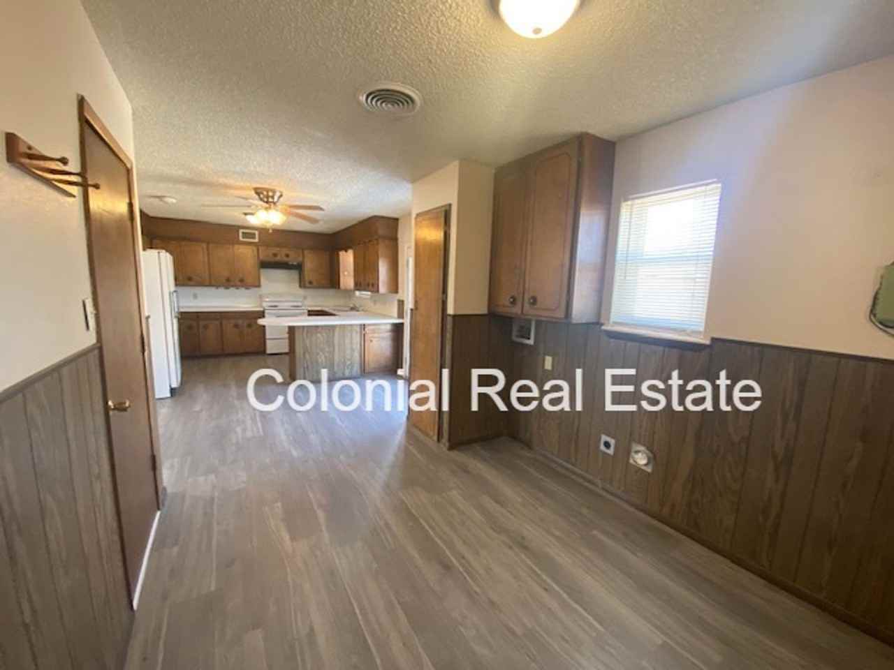 100 Tucker Ave - Photo 3 of 14