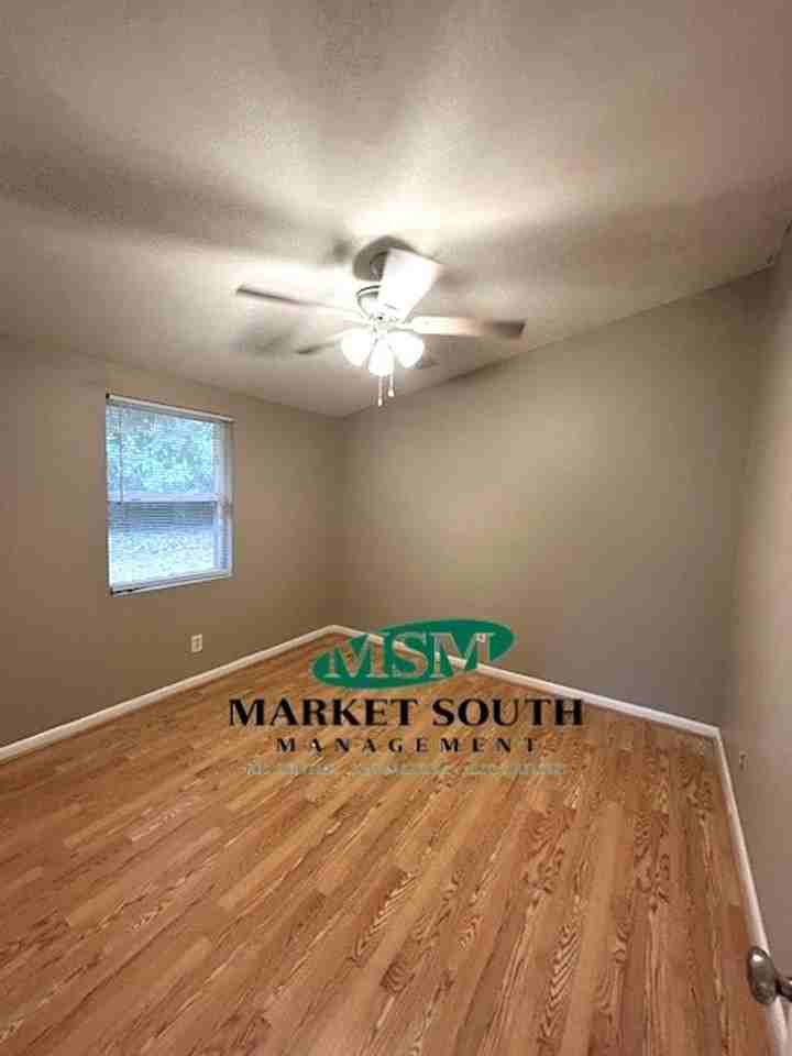 3 Elder Ct - Photo 2 of 10