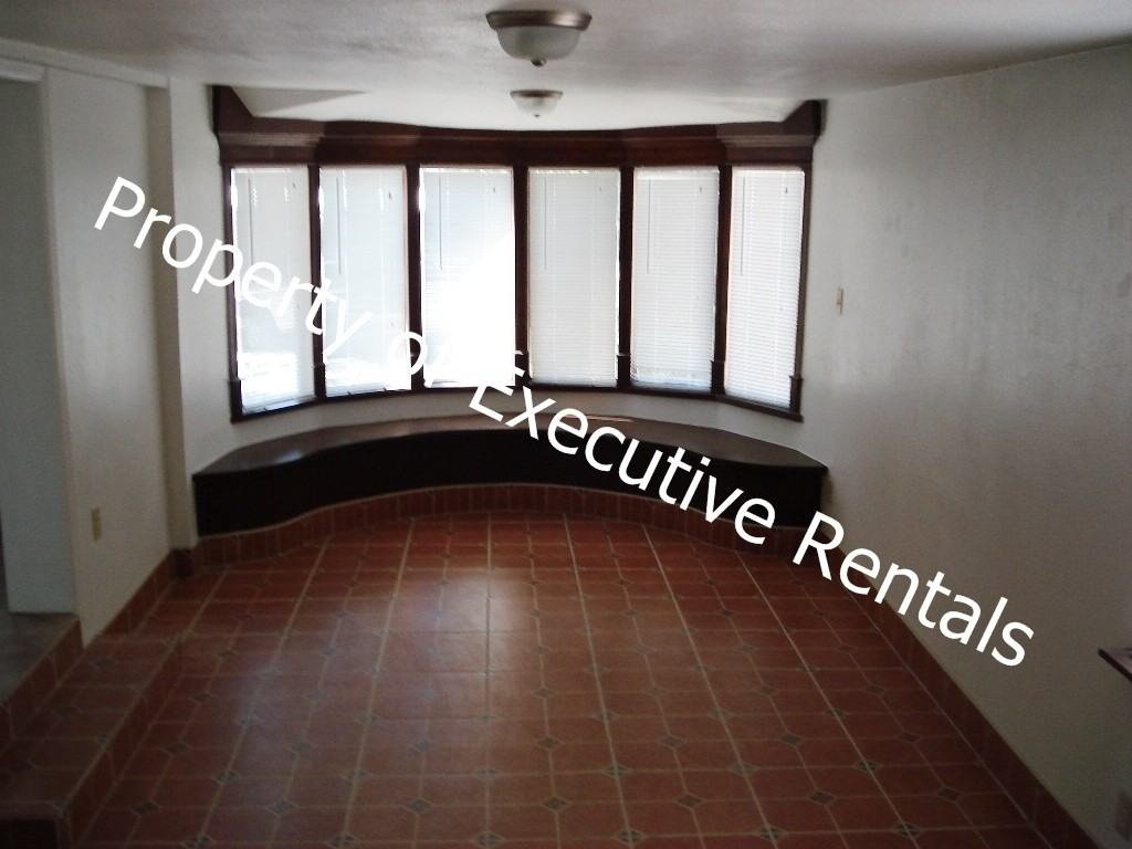 1809 Calle De Suenos - Photo 3 of 11