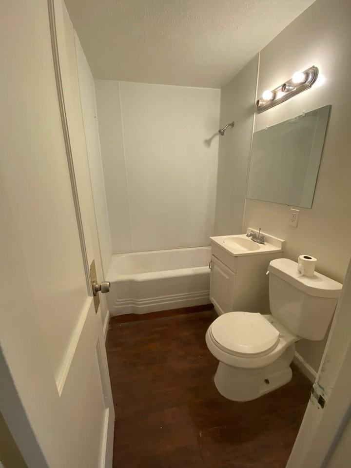 1422 Teanaway Ln - Photo 2 of 10