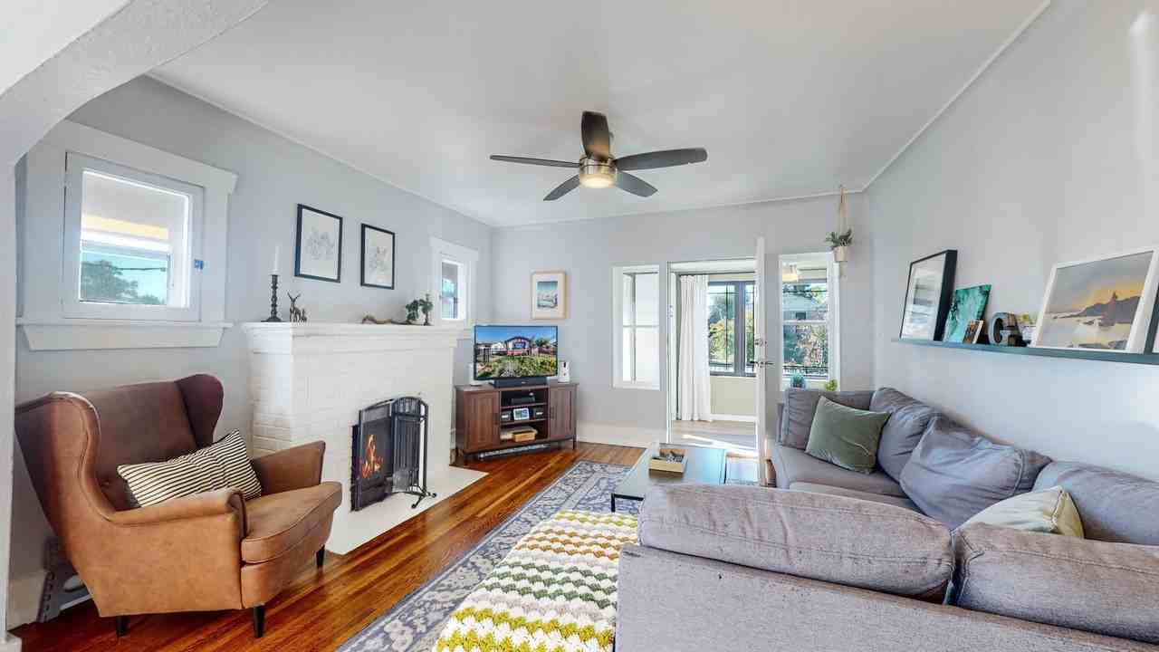 3317 Bruce Randolph Ave - Photo 3 of 31