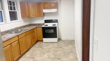 featured image of 73 Wallingford Ave