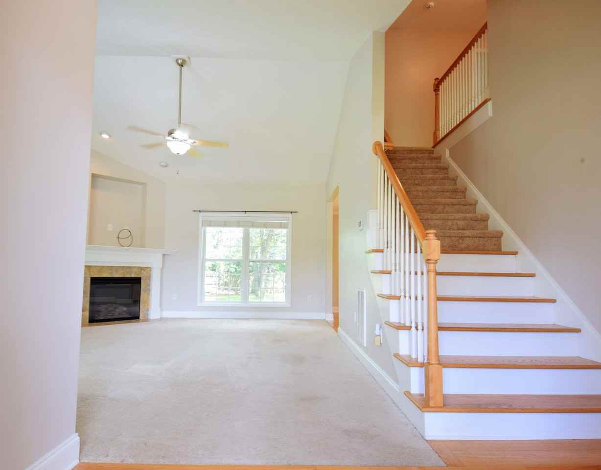 85 Tower Dr - Photo 3 of 25