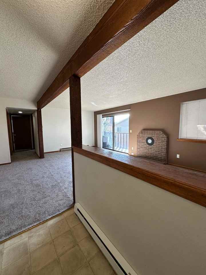 759 W 24th St - Photo 7 of 18