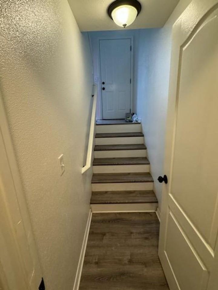 422 E Autumn Ave - Photo 3 of 29
