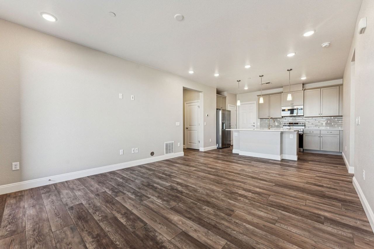 16860 Askins Loop #101 - Photo 5 of 21