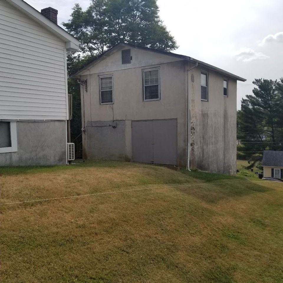 123 Lily St #1-2 - Photo 2 of 20