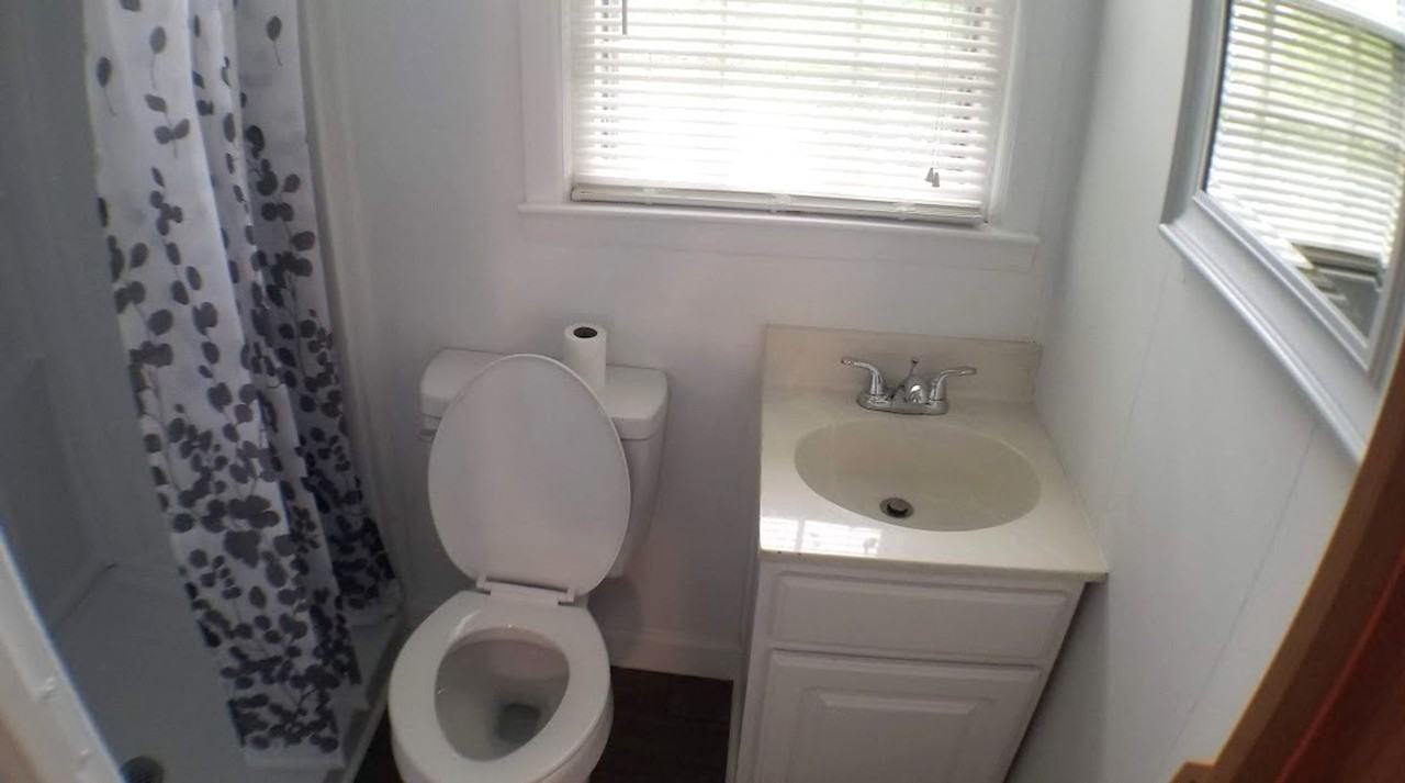 123 Lily St #1-2 - Photo 3 of 20