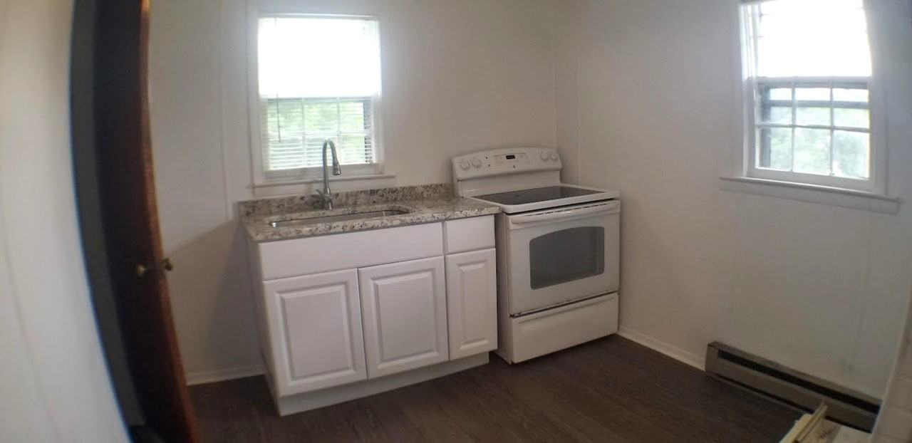 123 Lily St #1-2 - Photo 5 of 20