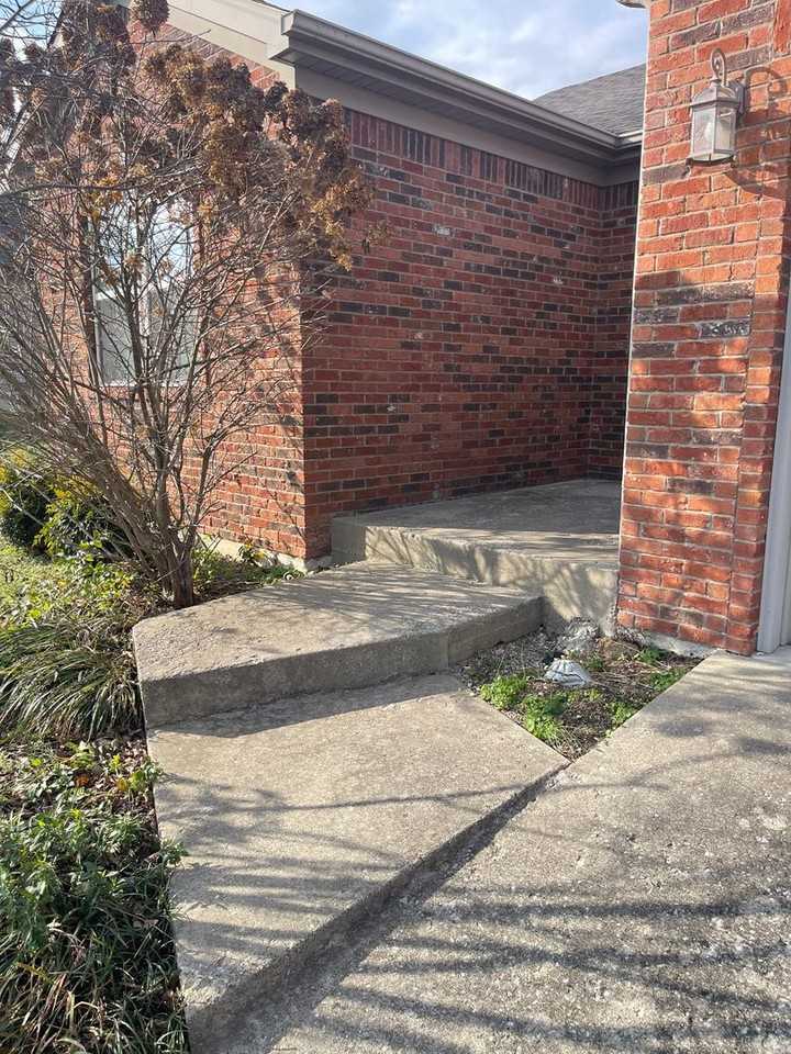 13003 Sunset Dr - Photo 2 of 31