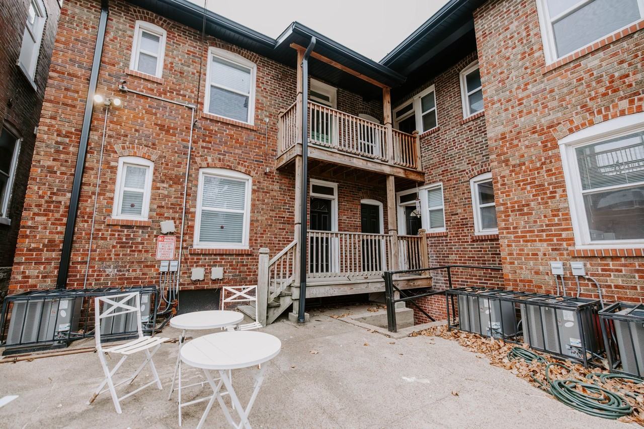 NEWLY RENOVATED APARTMENTS near Rooster on Grand! - Photo 2 of 3