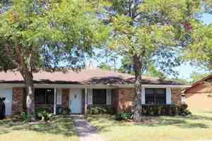 featured image of 1006 Robinhood Rd #1