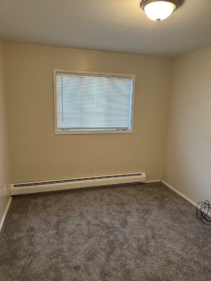 1021 Uvalda St - Photo 5 of 12