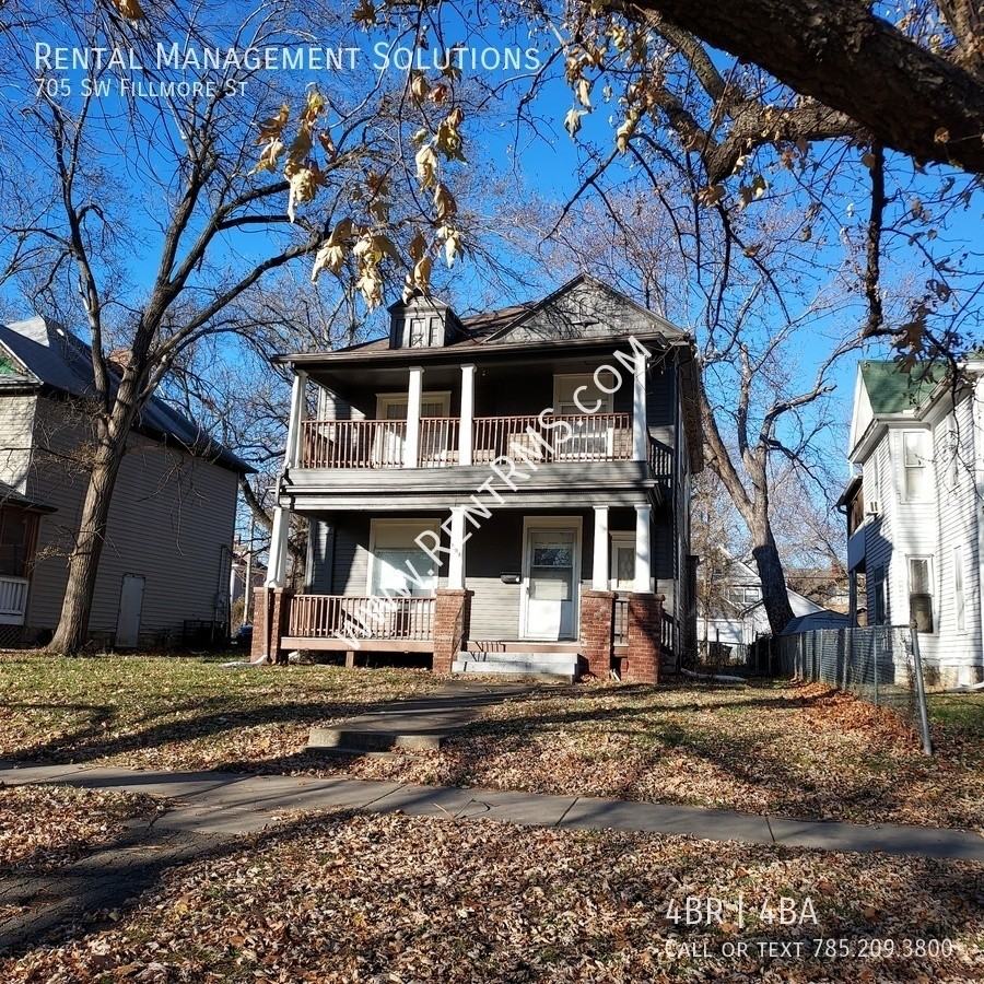 705 Sw Fillmore St - Photo 2 of 46