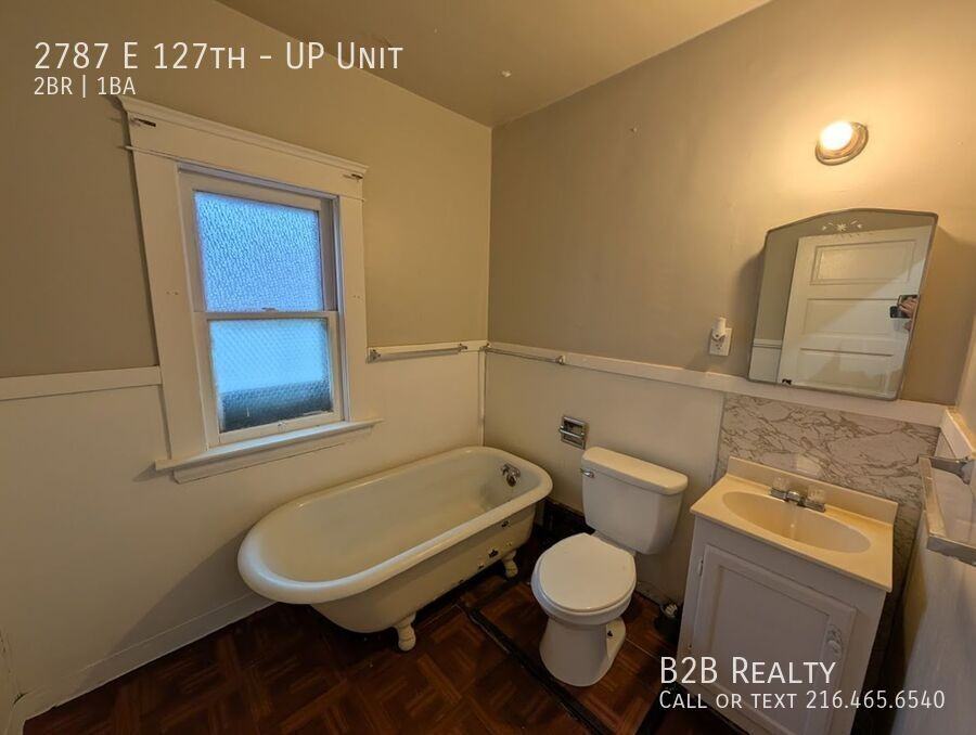 2787 E 127th St - Photo 3 of 16