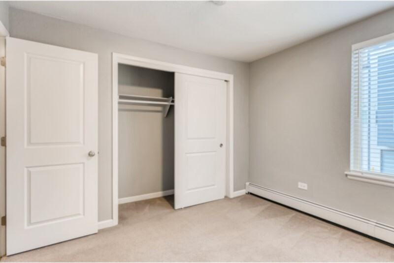 2280 S Zuni St - Photo 3 of 20