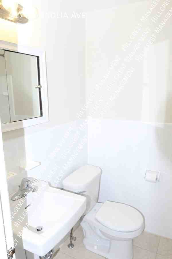 617 Magnolia Ave #617 - Photo 3 of 12