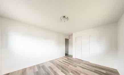 1626 Elaine St - Photo 5 of 17