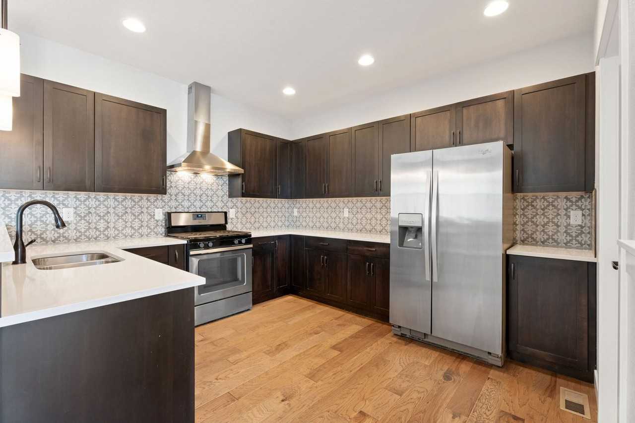 375 Cajetan St - Photo 6 of 19