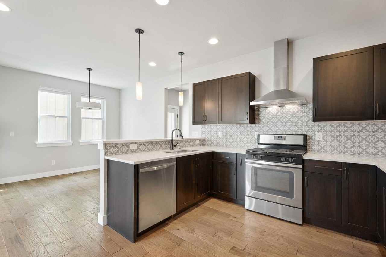 375 Cajetan St - Photo 7 of 19