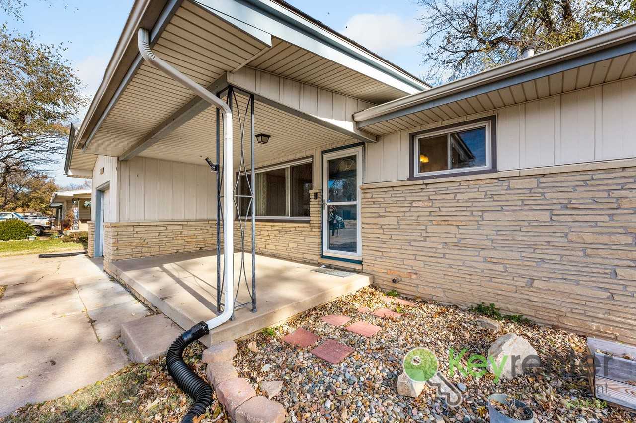 1440 N Kokomo Ave - Photo 6 of 31