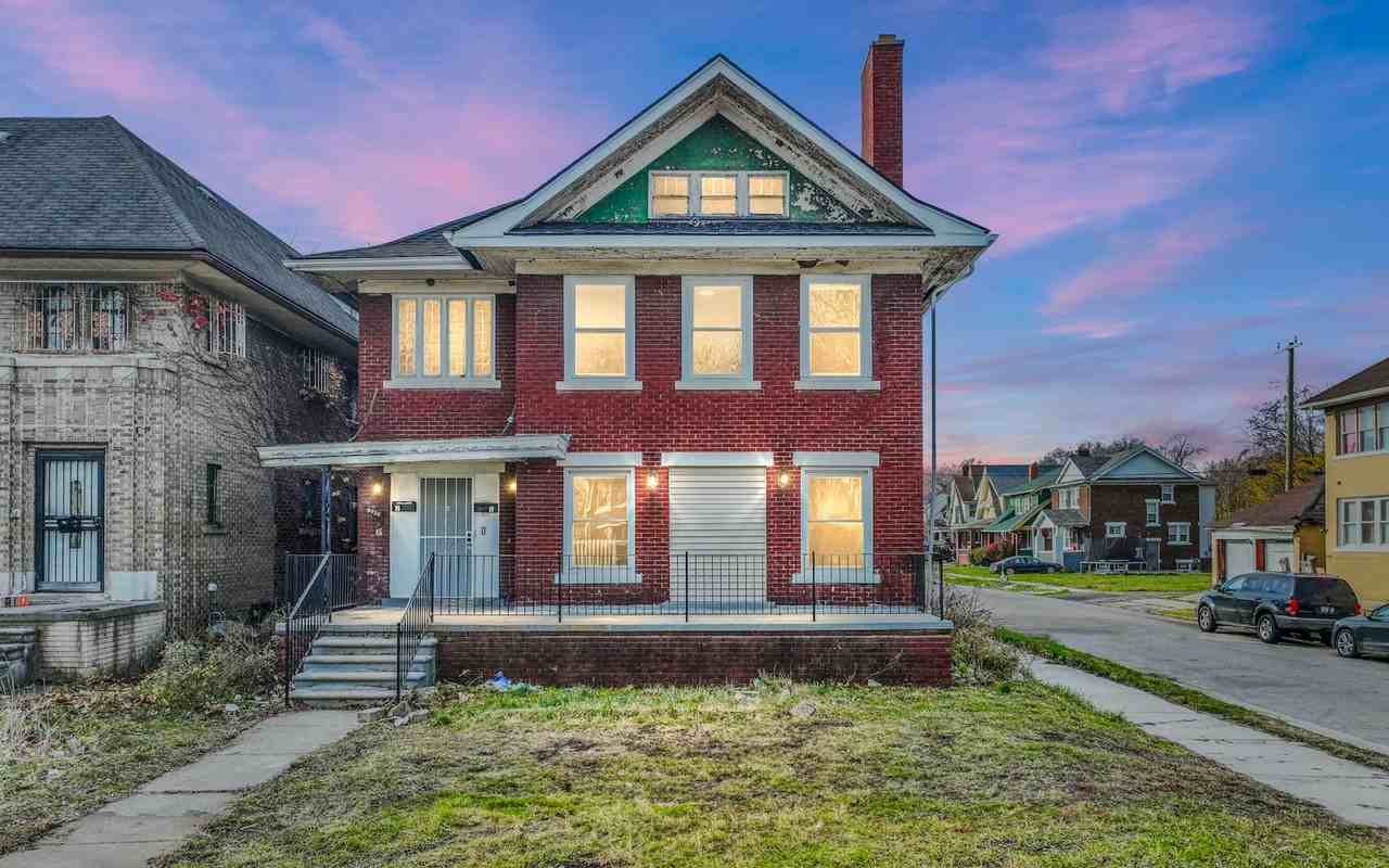 8939 Dexter Avenue, Unit B - Photo 2 of 17