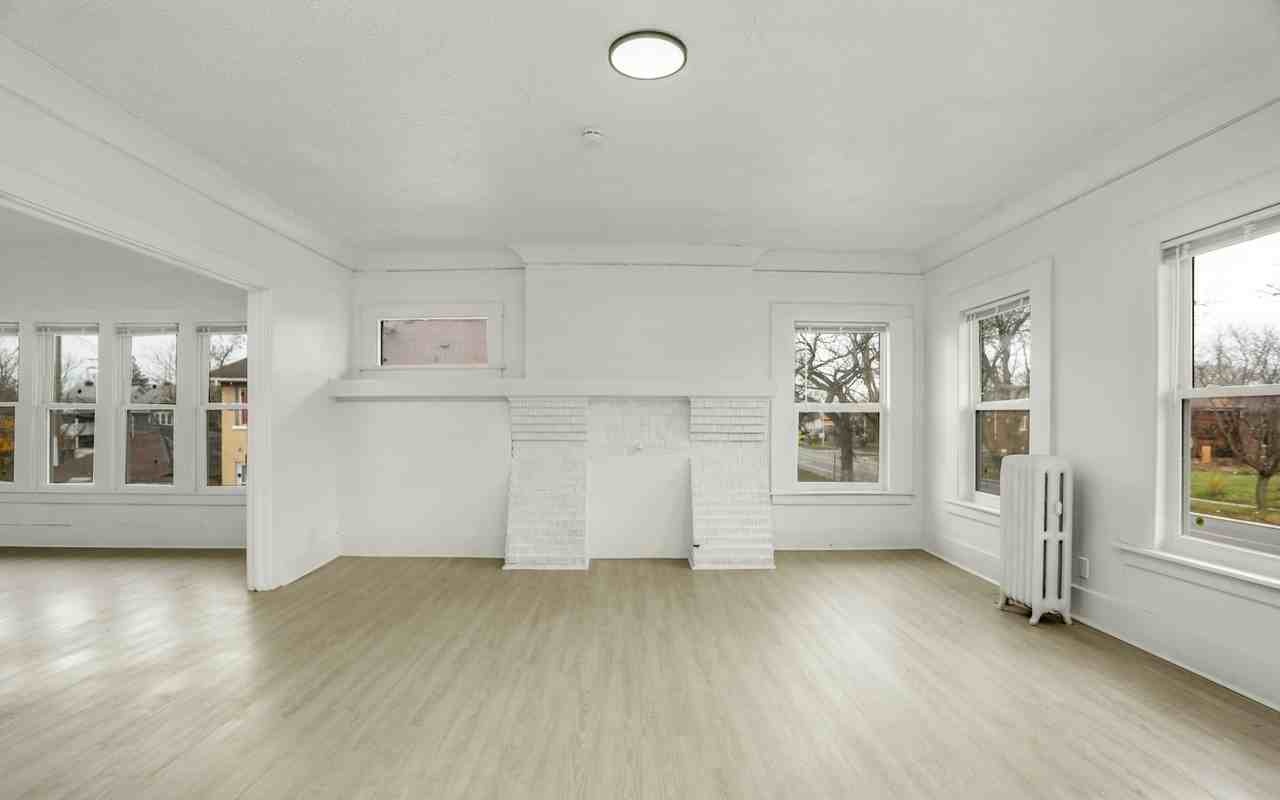 8939 Dexter Avenue, Unit B - Photo 3 of 17